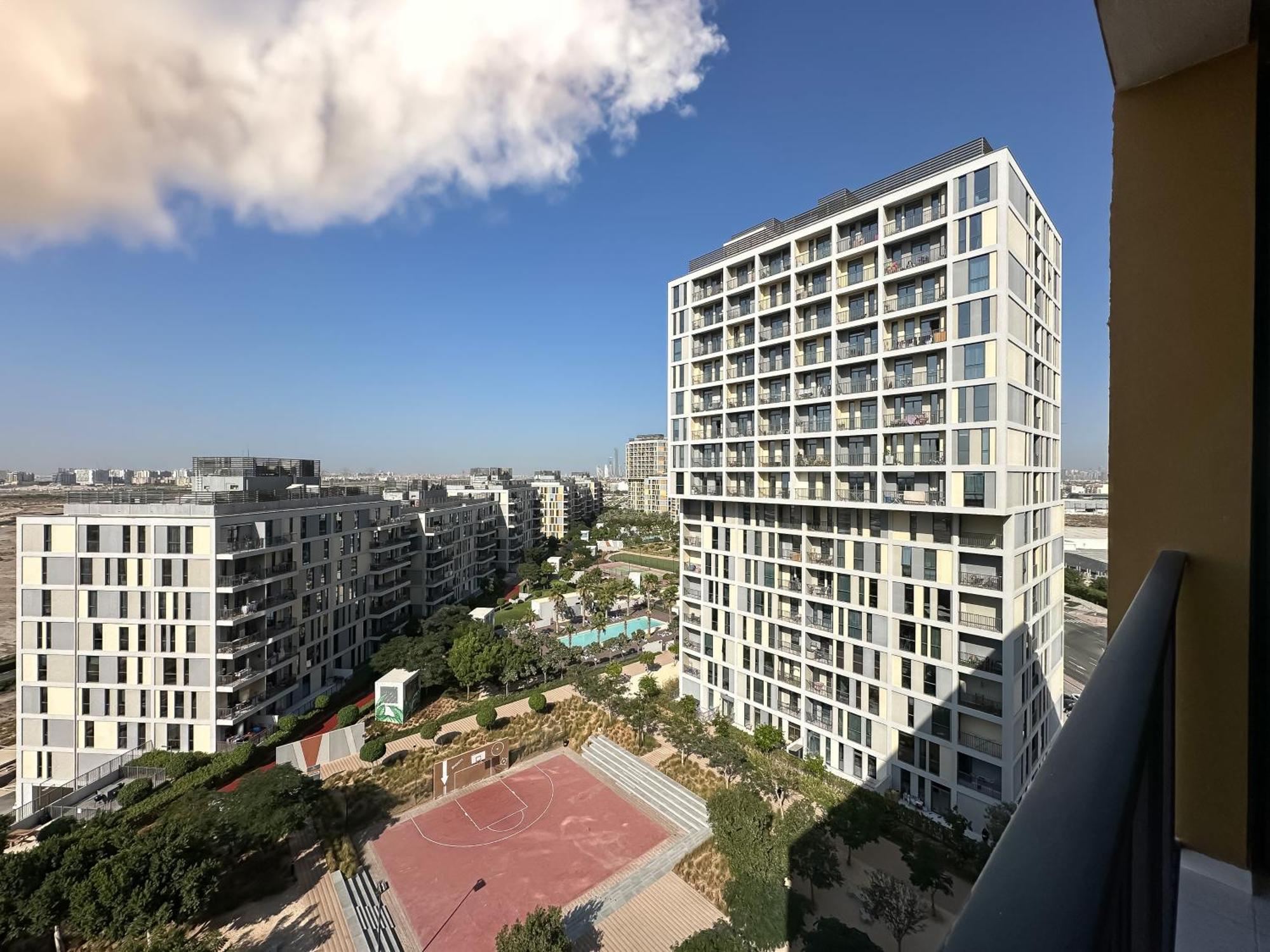 Trophy - Stylish Urban Retreat At Midtown Noor 1