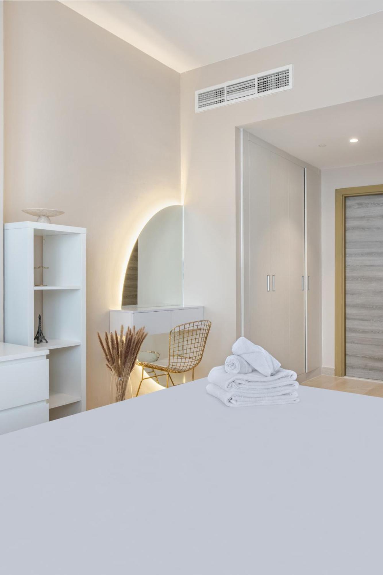 Skyline Serenity At Bloom Heights 1br City-view