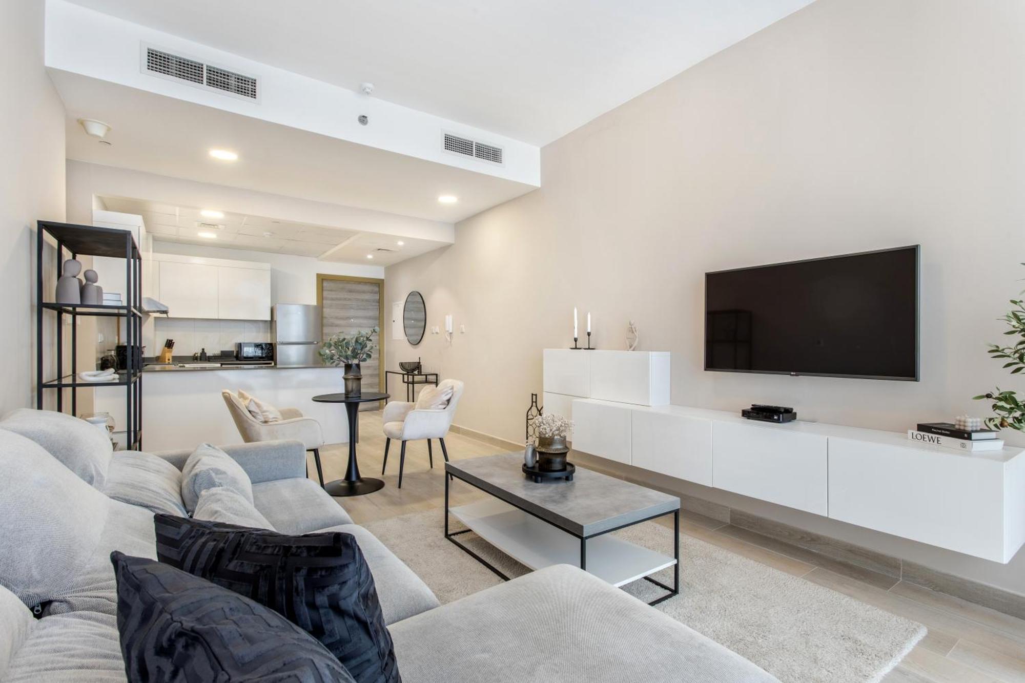 Skyline Serenity At Bloom Heights 1br City-view Apartment