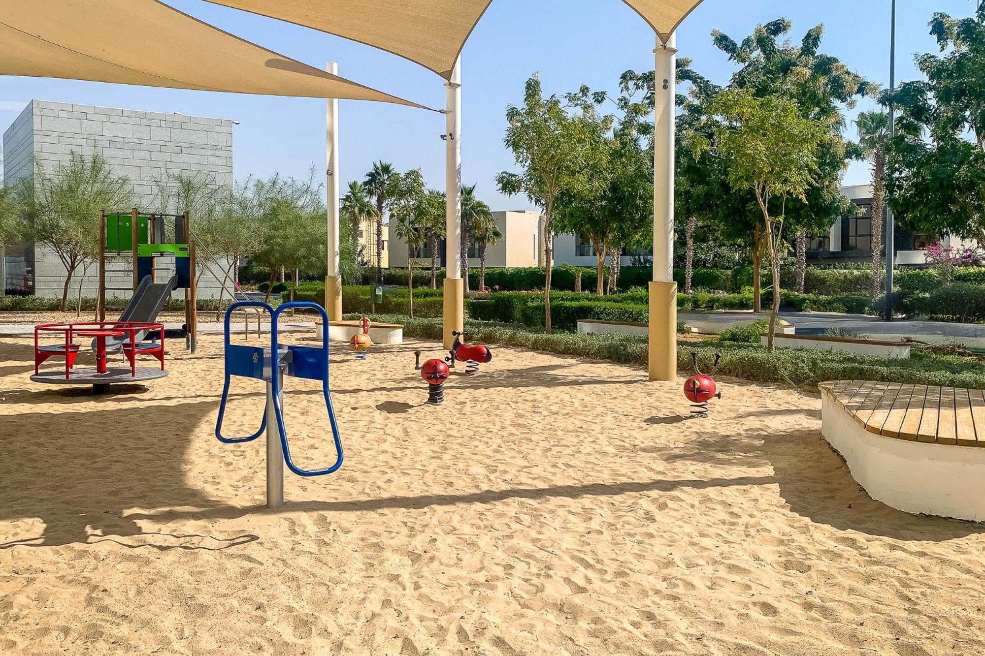 Apartment Airstay - Modern 1br - Full Golf Course Views - Monthly Offer Available Dubai