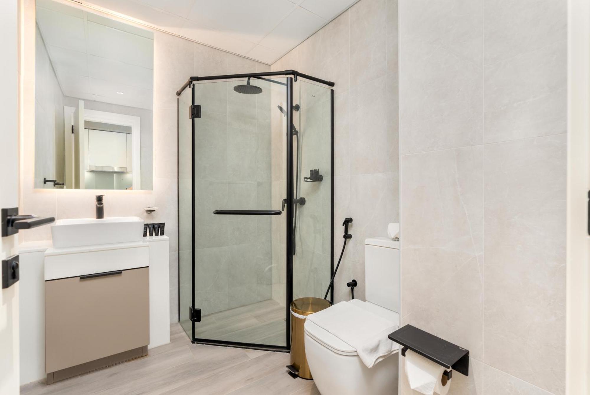 Apartment Vacay Lettings - Noor 3 - Midtown Production - *
