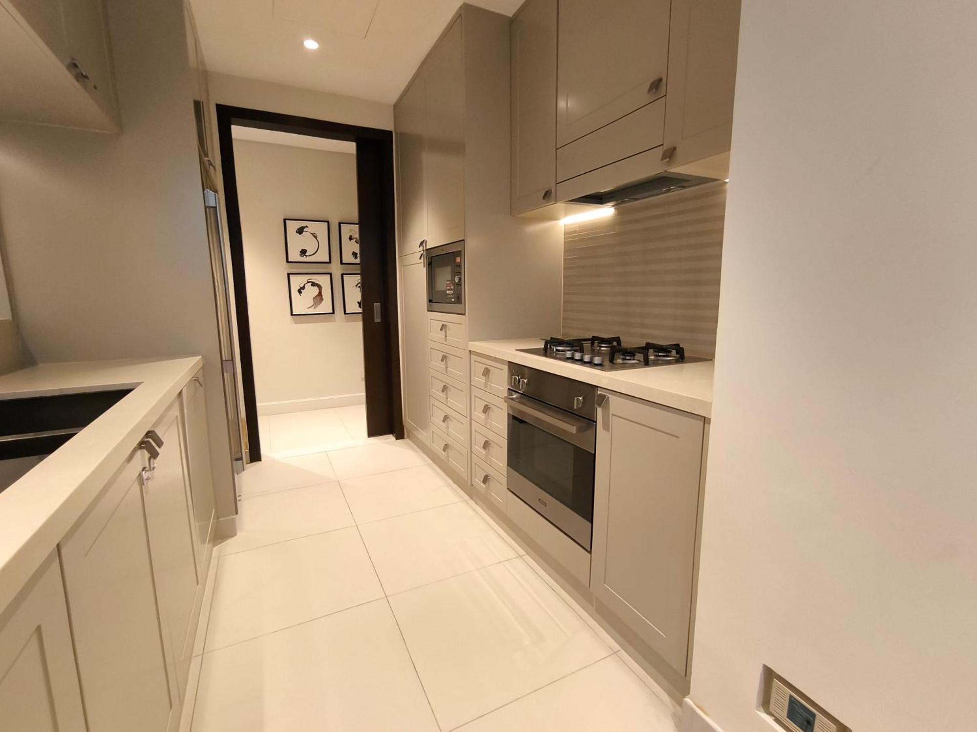 Apartment Luxurious 2-bedroom Address Fountain Views Tower 2 Burj Khalifa View