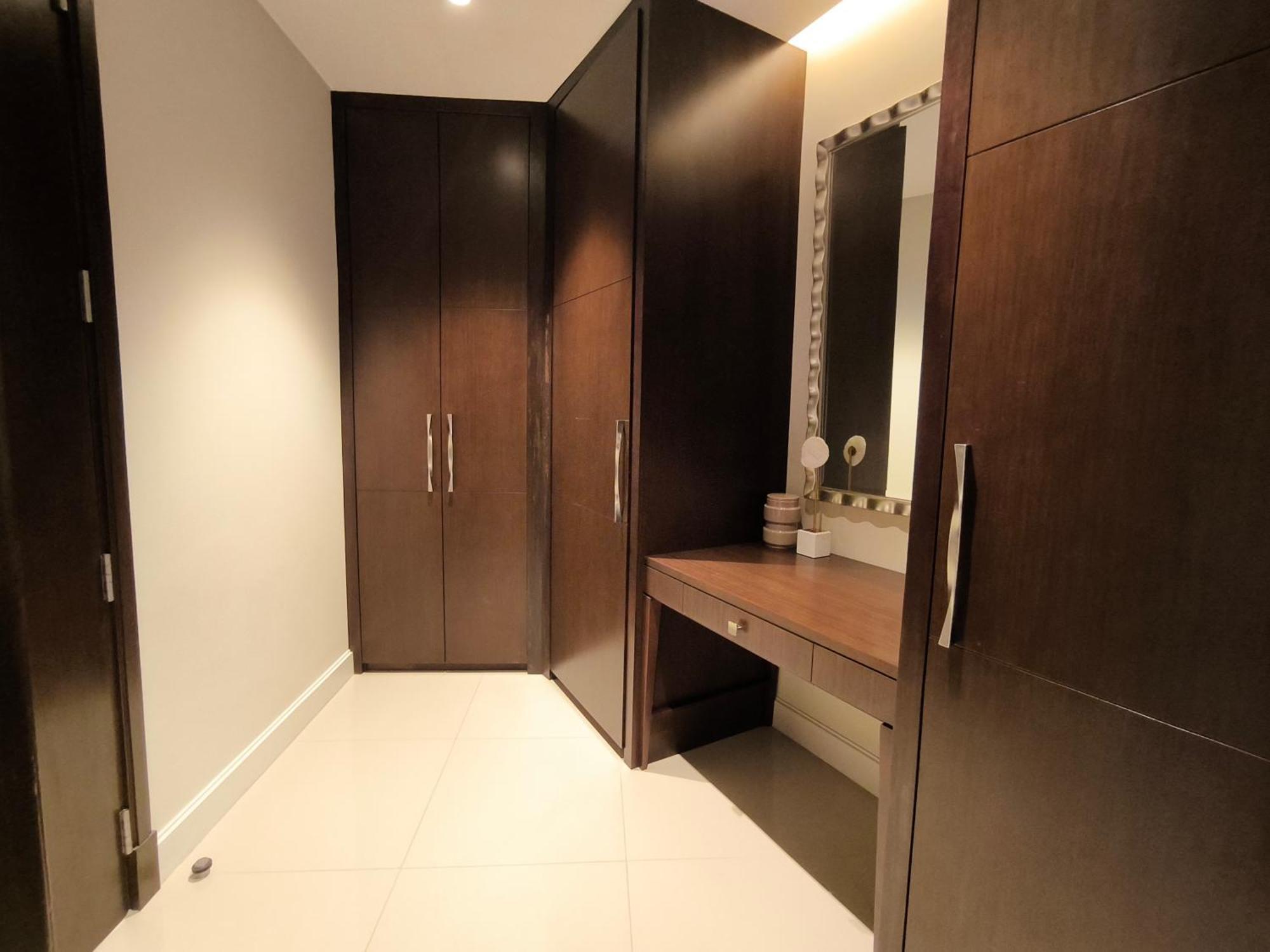 Luxurious 2-bedroom Address Fountain Views Tower 2 Burj Khalifa View Apartment Dubai
