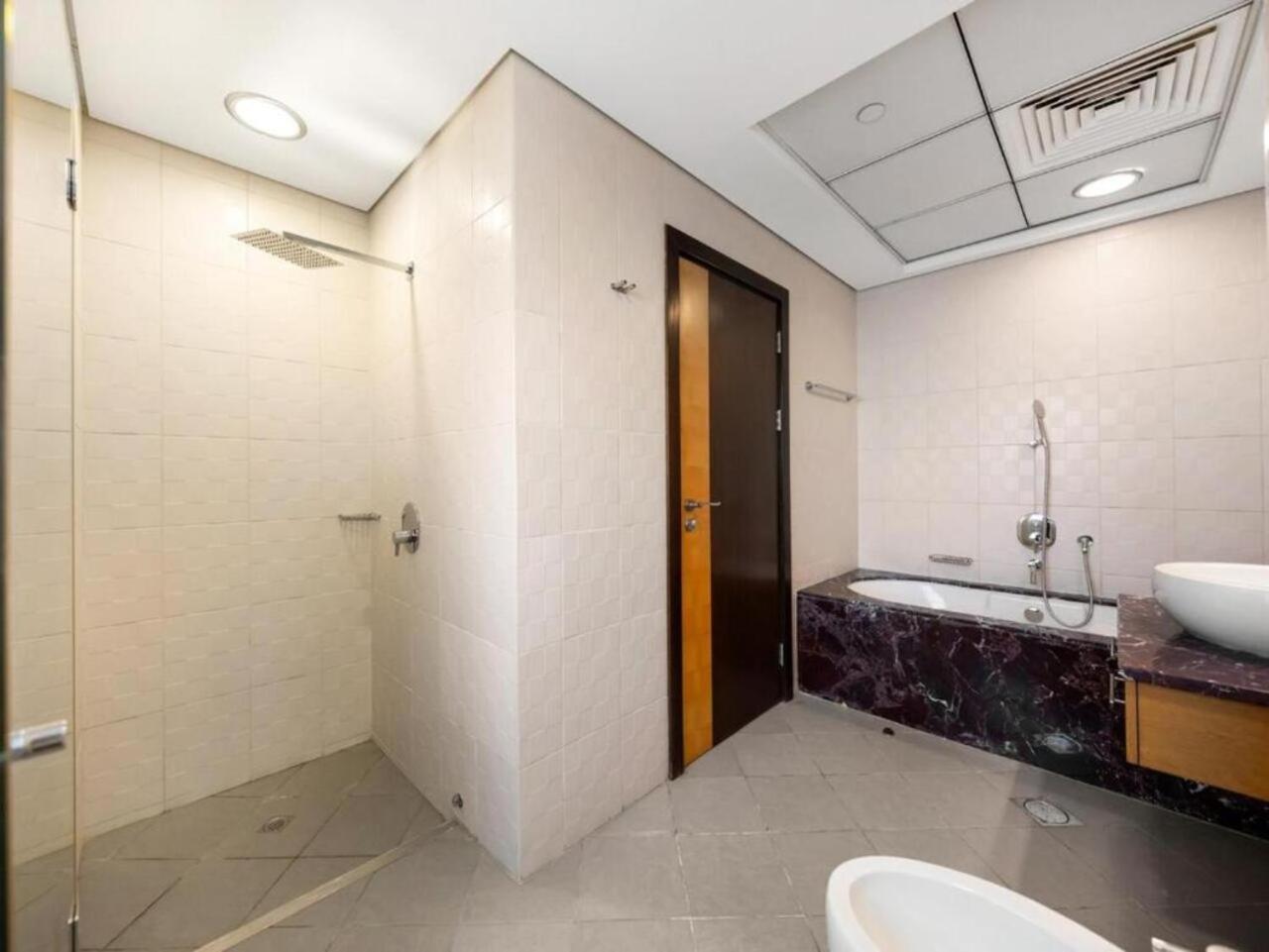 Sea & Palm View 2br Jbr Beachgem Apartment Dubai