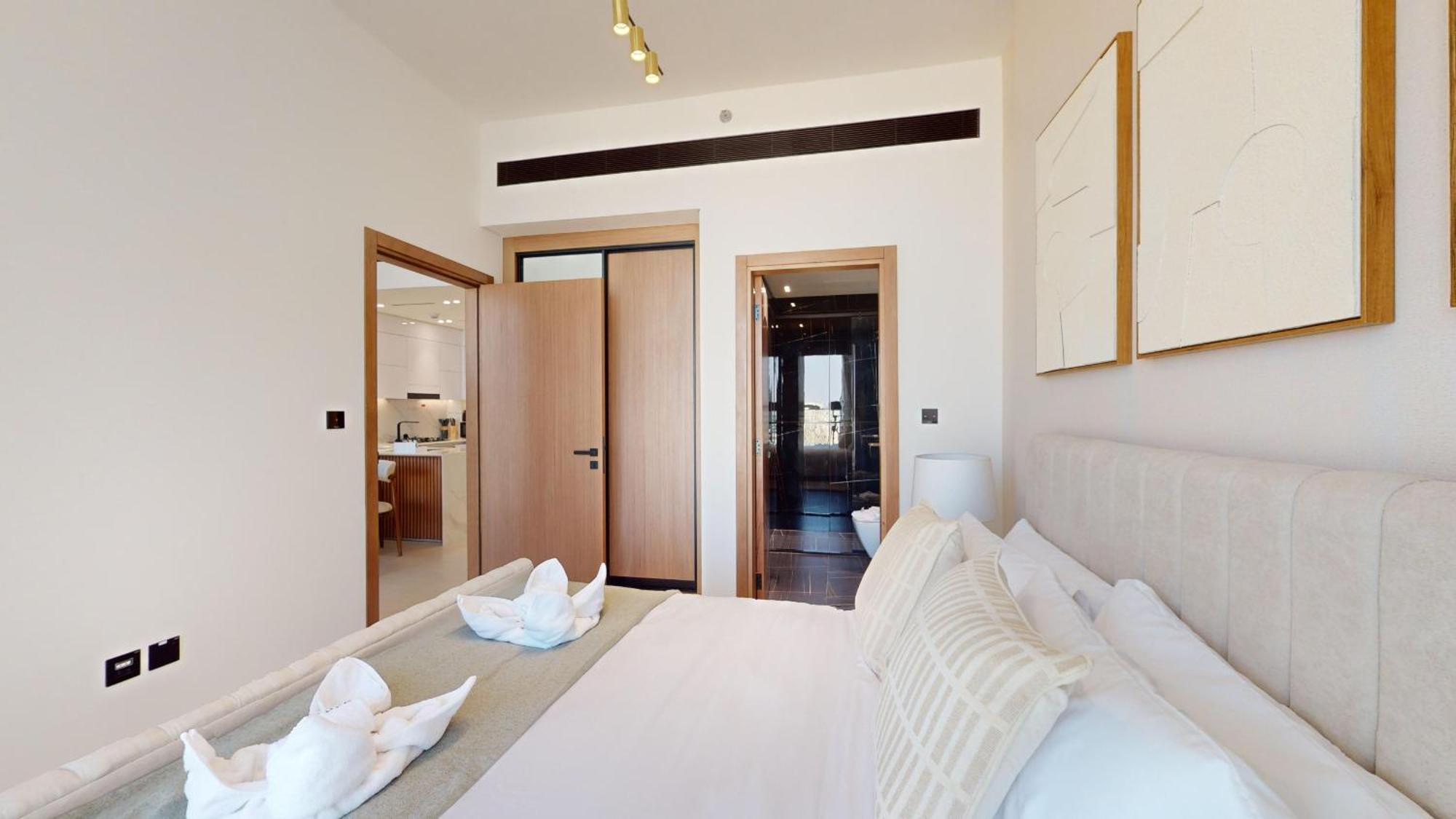 Glamorous 1-br In The Heart Of Jvc