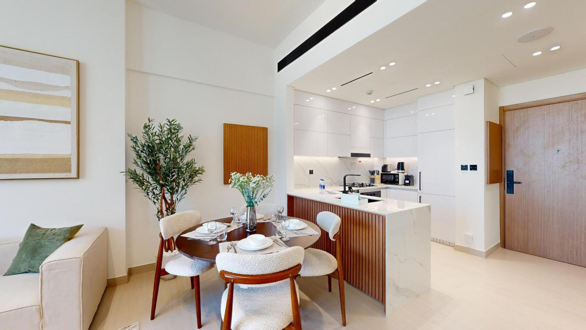 Apartment Glamorous 1-br In The Heart Of Jvc