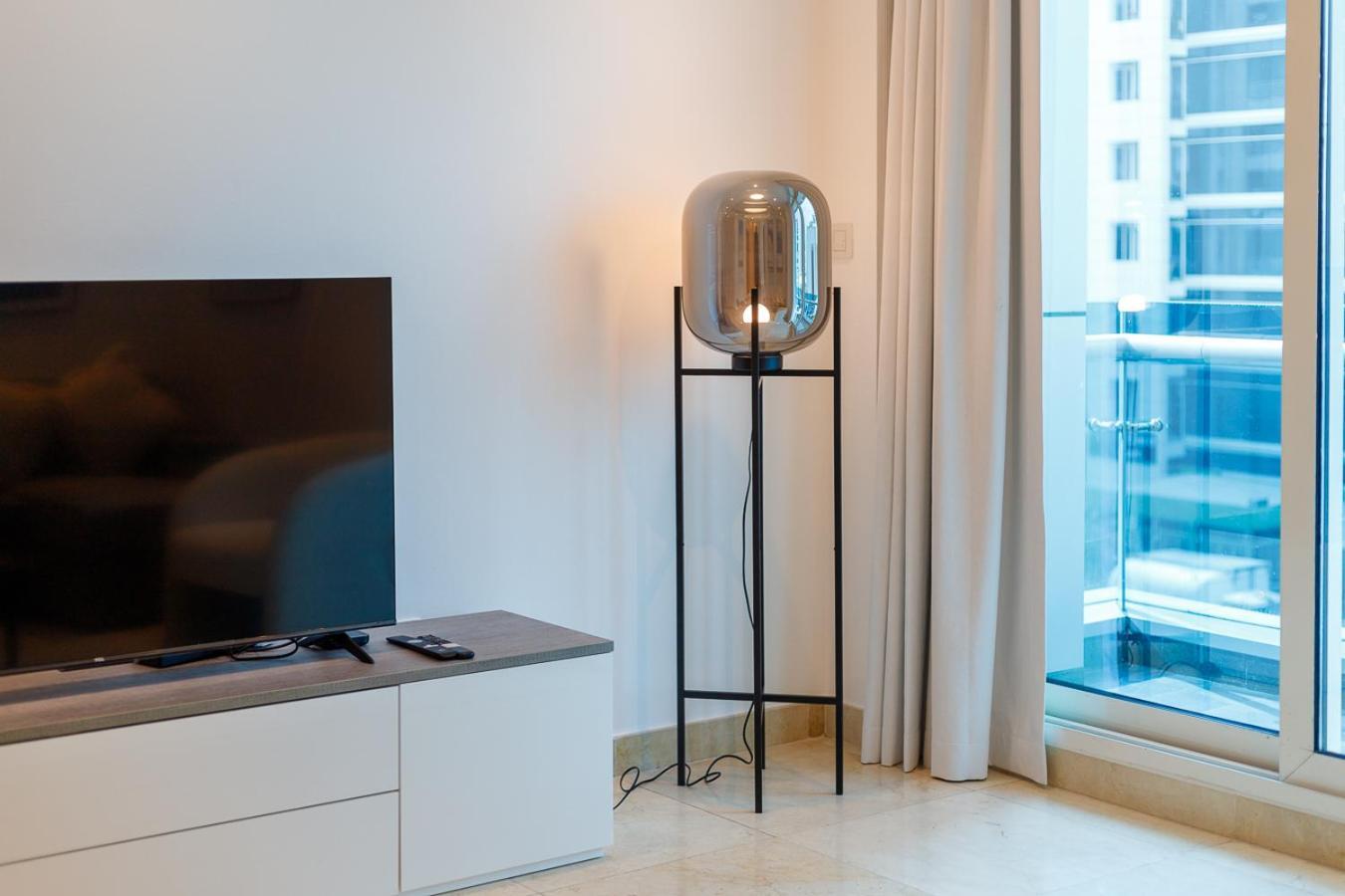 1br With Marina View In Orra Marina - Allsopp & Allsopp Apartment *