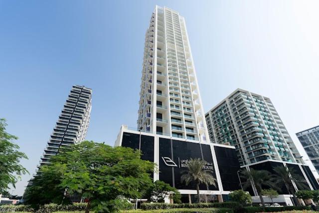 Glamorous 1-br In The Heart Of Jvc Dubai