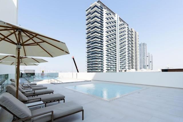 Glamorous 1-br In The Heart Of Jvc Apartment *
