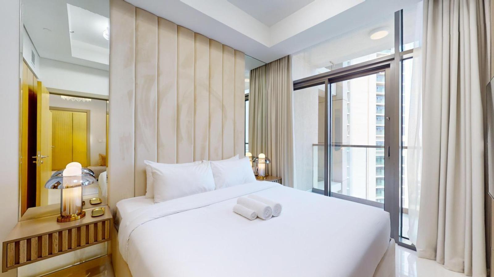 Aykon - Classy Two Bedroom In Business Bay Apartment