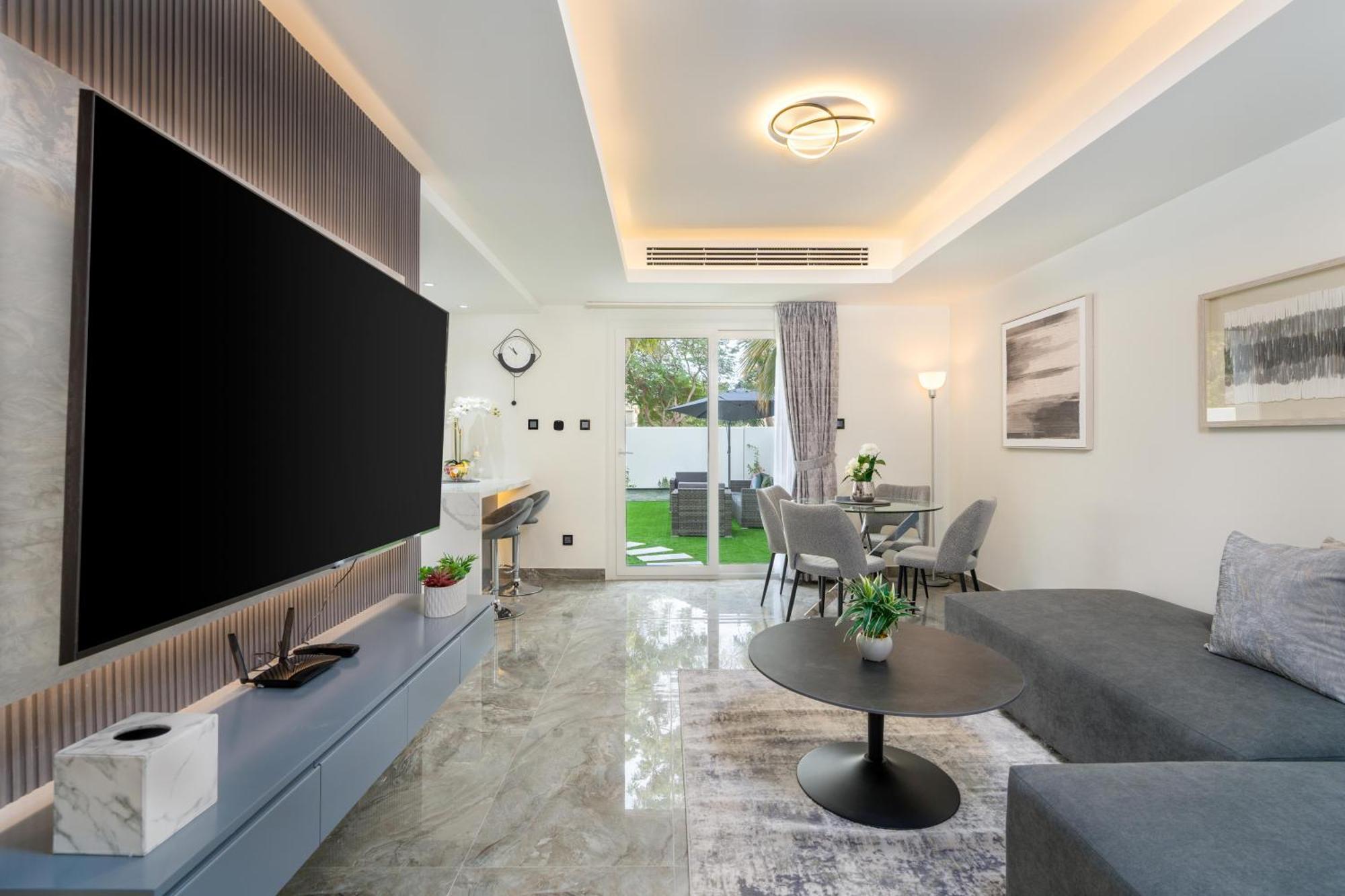 White Sage Brand New 3br With Garden And Two Balconies Villa Dubai