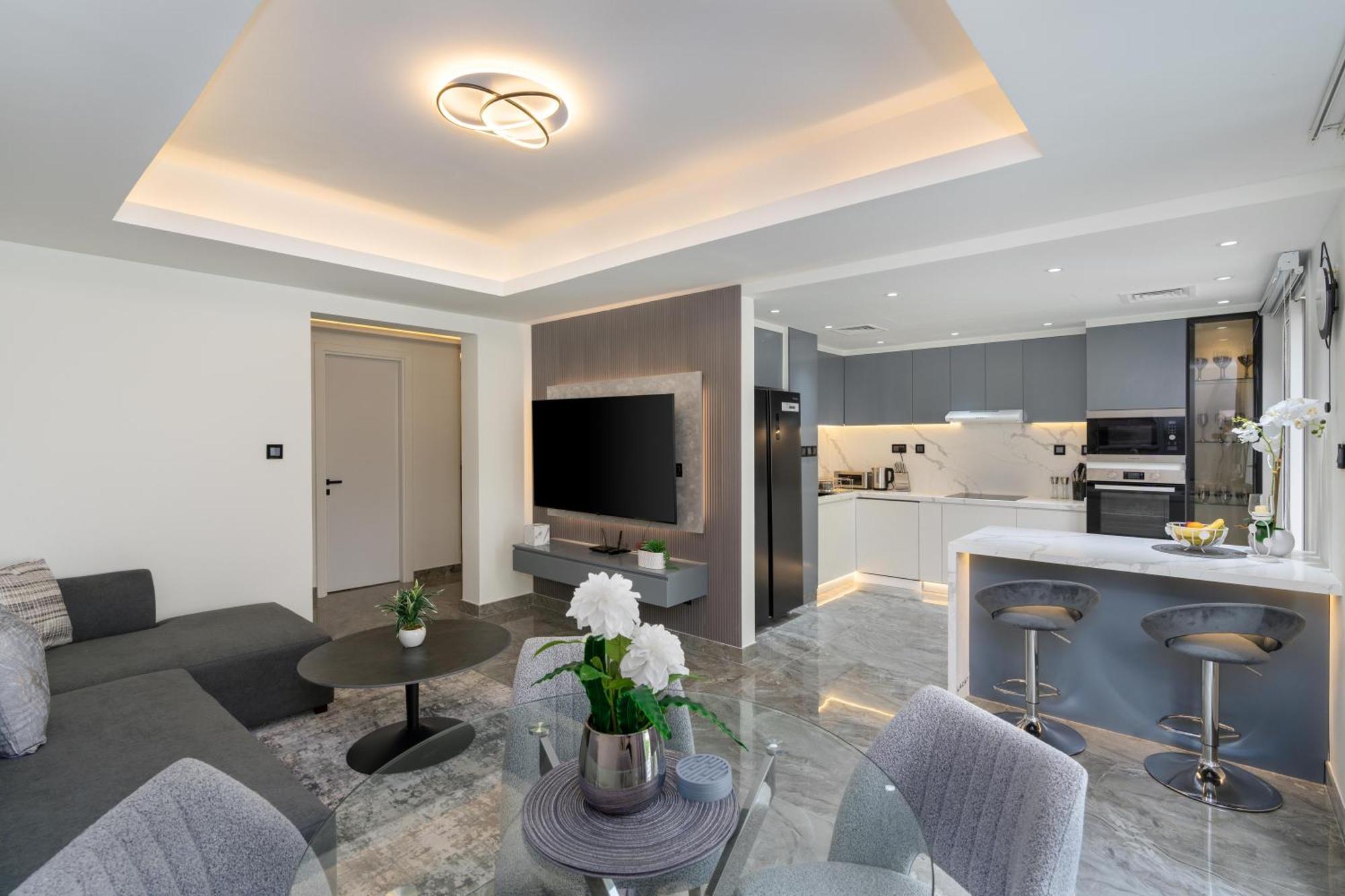 Villa White Sage Brand New 3br With Garden And Two Balconies Dubai