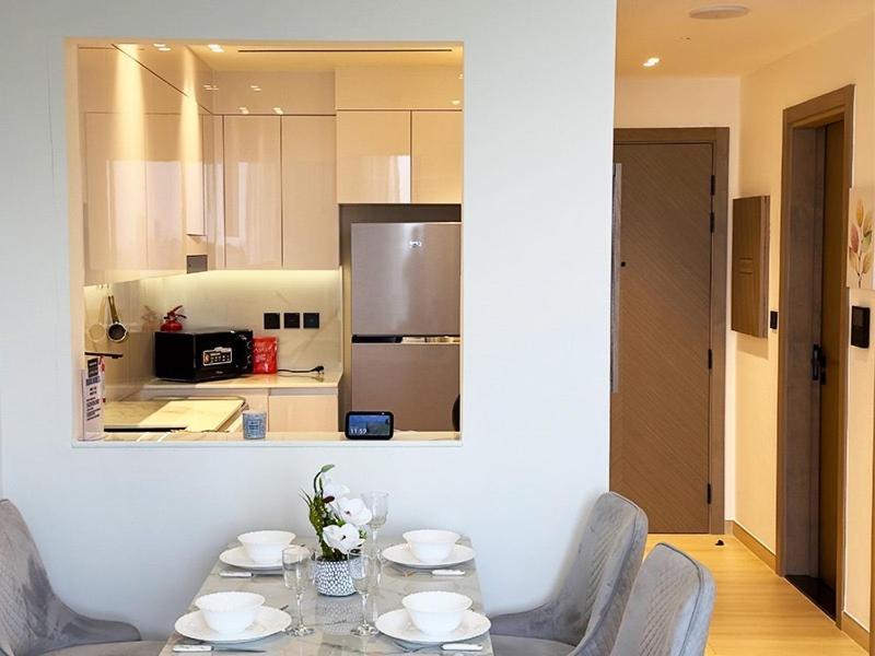 Luxurious New 1 Bedroom With Balcony And New Building *