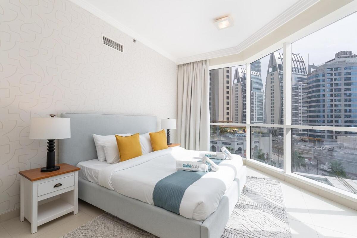 Apartment Beachfront Bliss Luxurious 3-br In Jbr Dubai