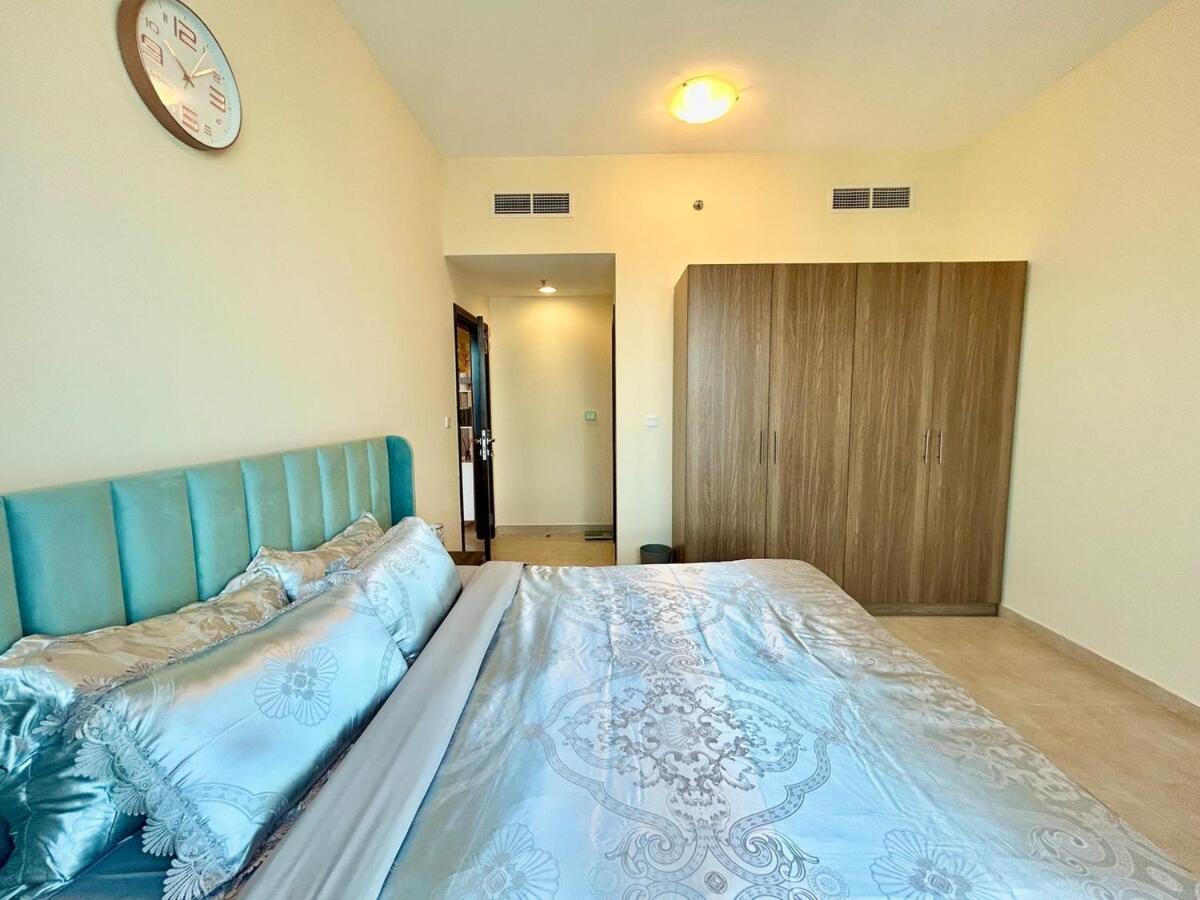 Homes 2 Retreat - Chic 1br With Balcony & Views In Jlt Dubai