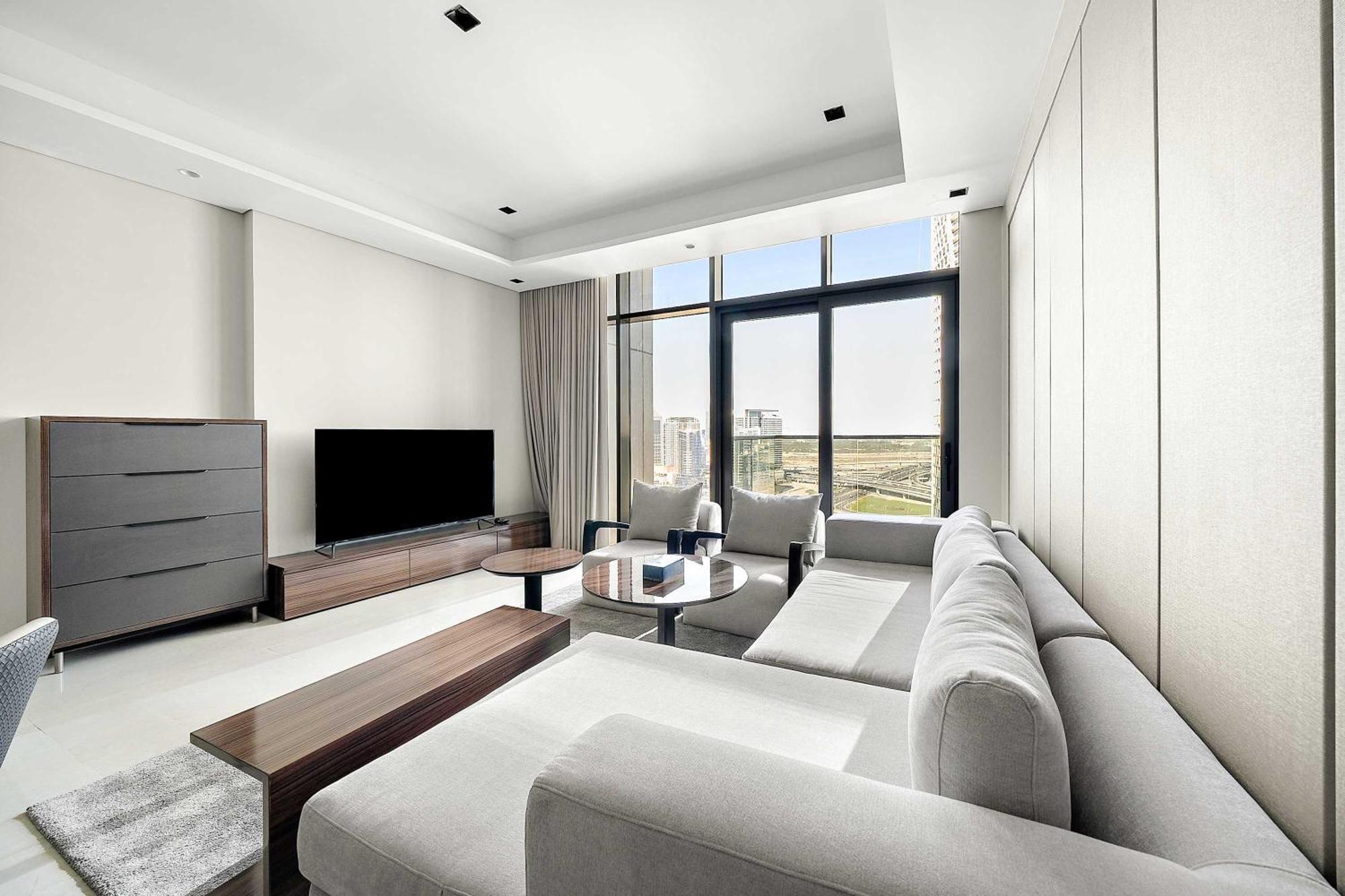 Modern 1br With Stunning Views In Business Bay Apartment *