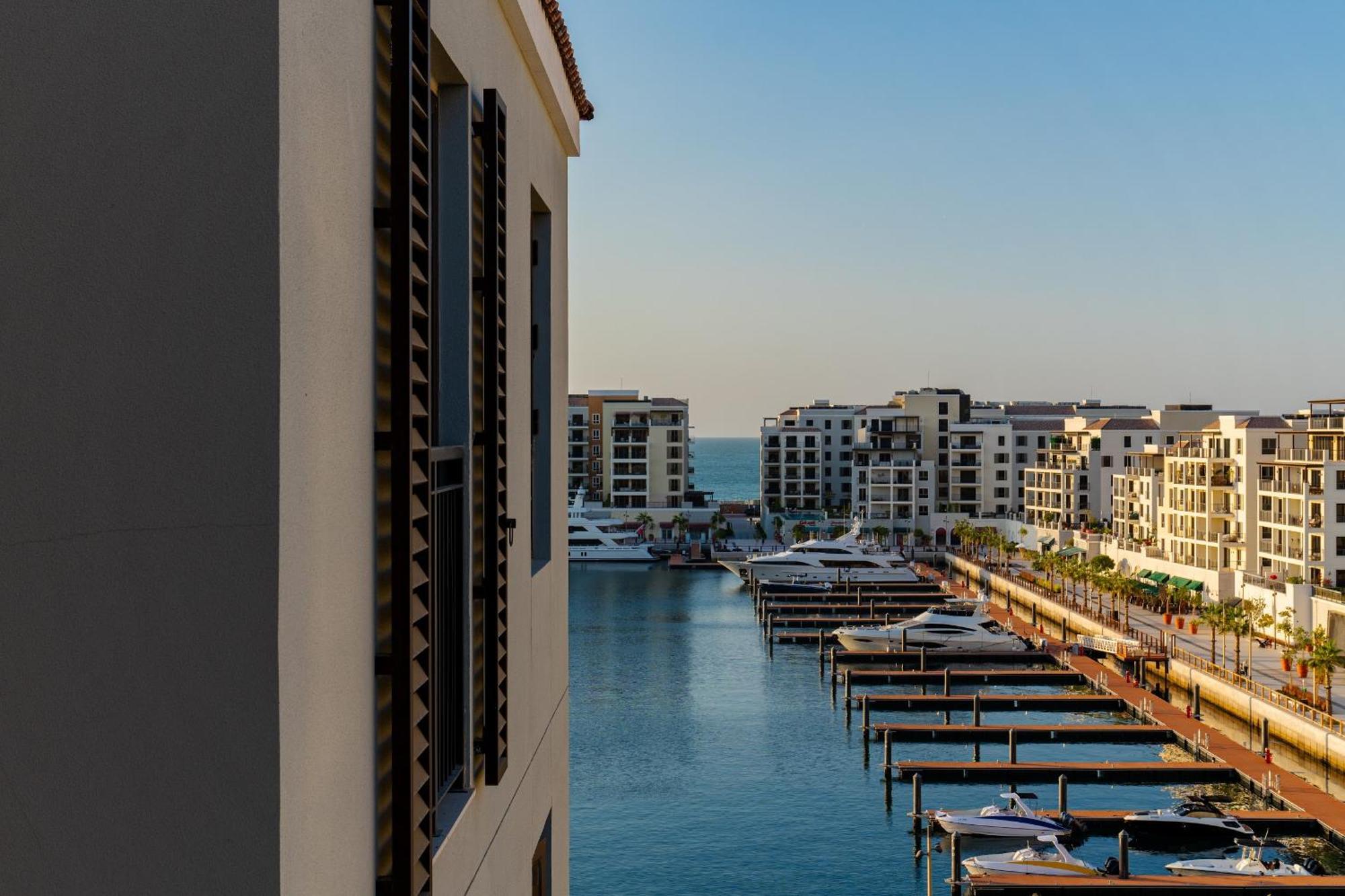 Wake Up To Yacht Views - 1br With Private Access & Baby Gear Apartment