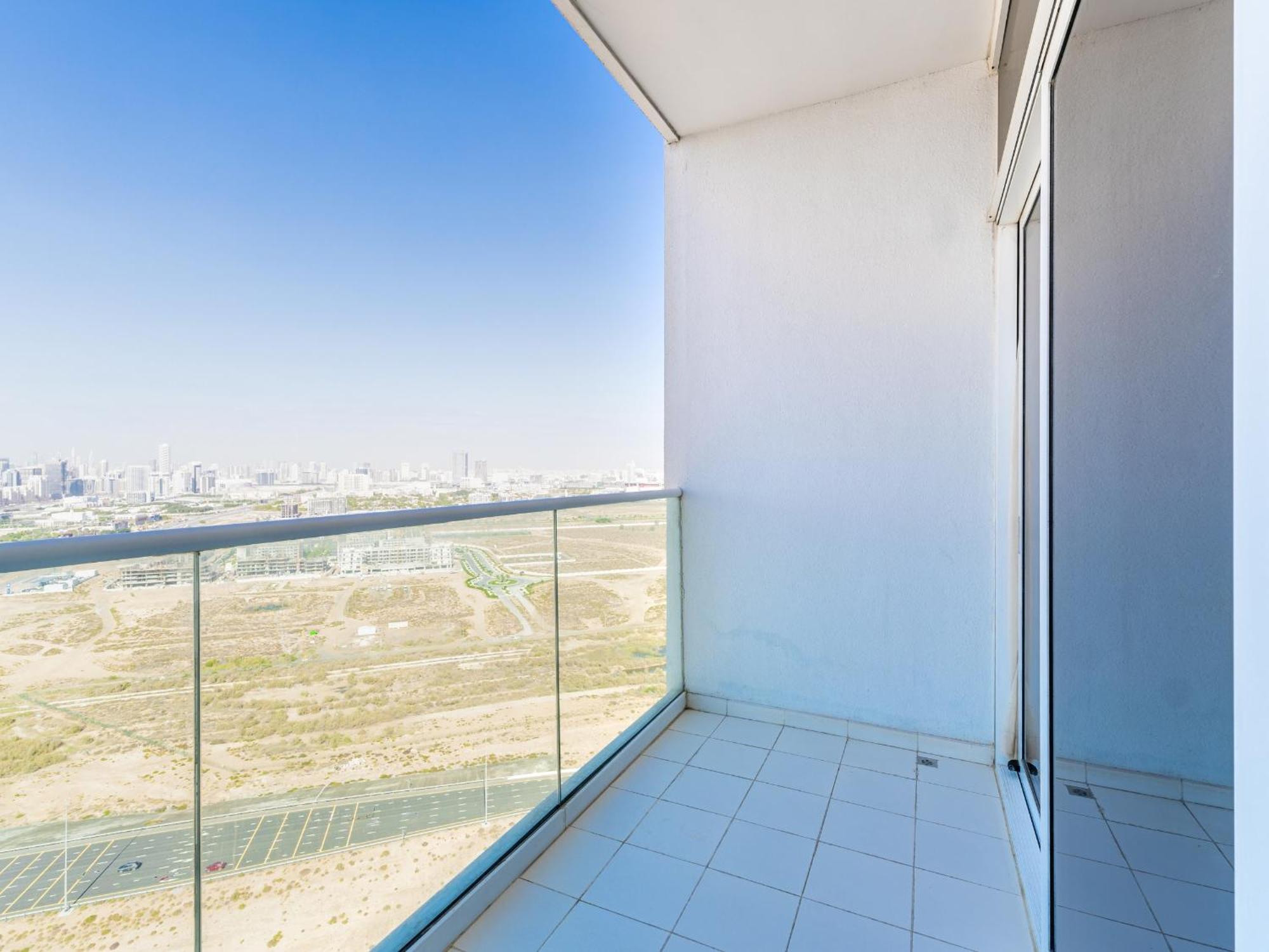 Apartment Cozy In Damac Hills - Modern Comfort With Premium Amenities, Managed By Think Realty Dubai