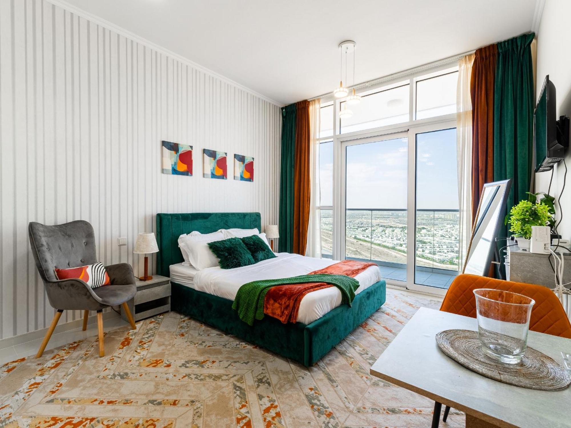 Cozy In Damac Hills - Modern Comfort With Premium Amenities, Managed By Think Realty