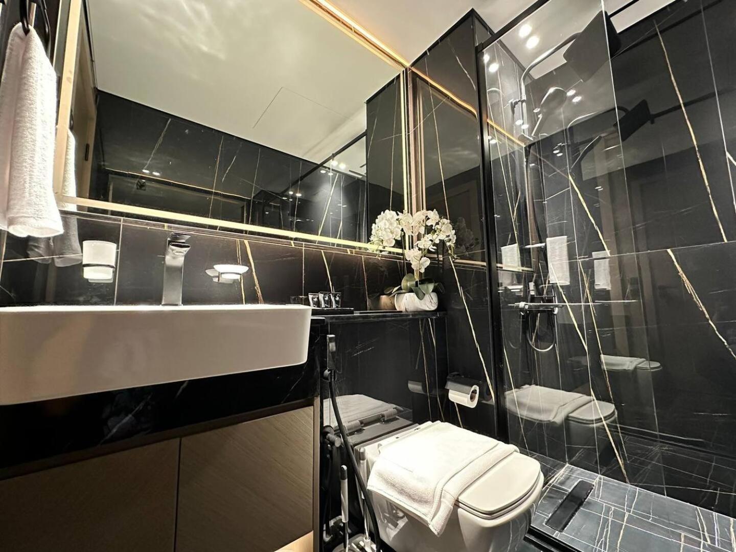 Apartment Brand New Premium 1br With Pool View In Jvc *
