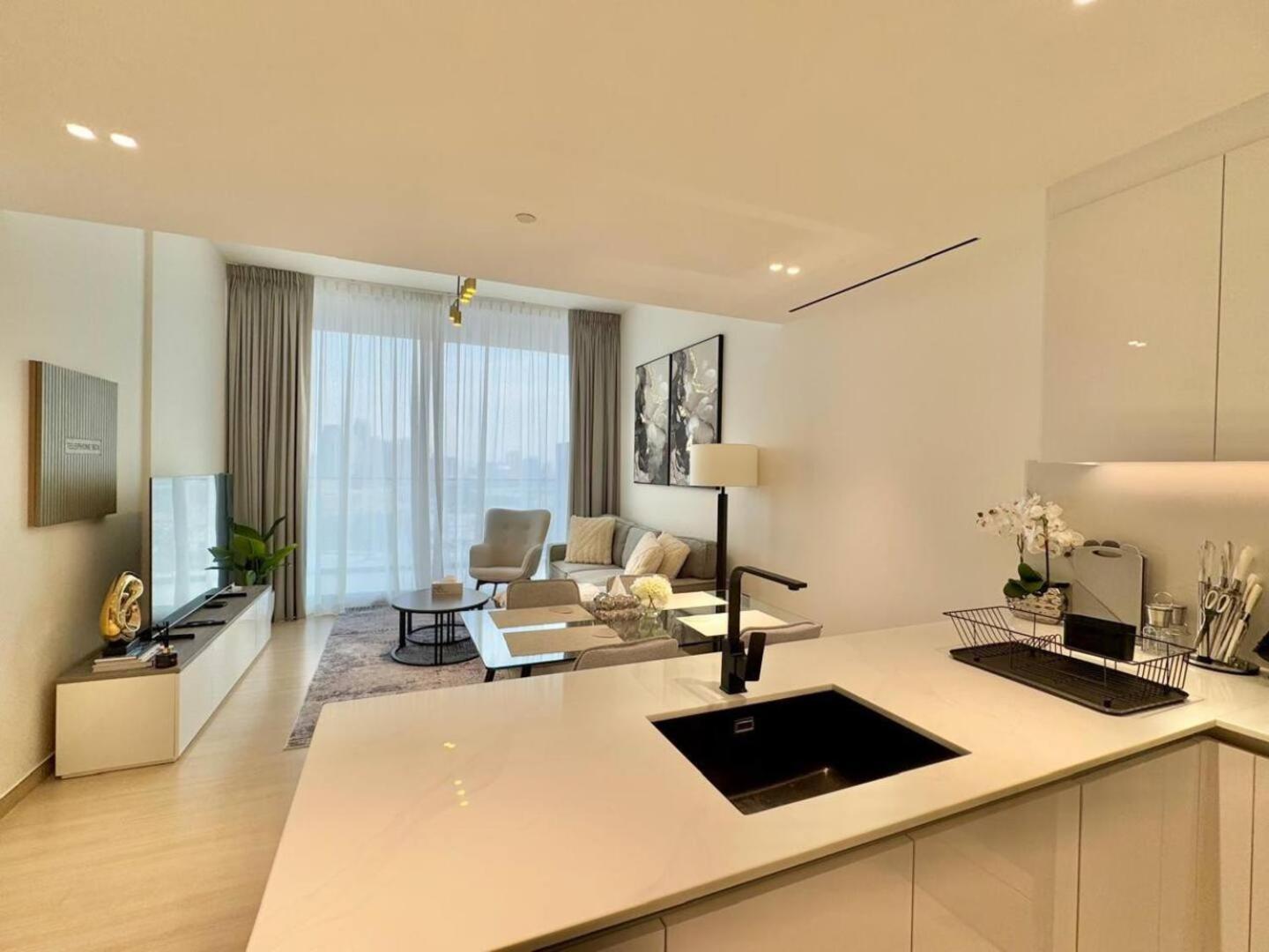 Apartment Brand New Premium 1br With Pool View In Jvc *