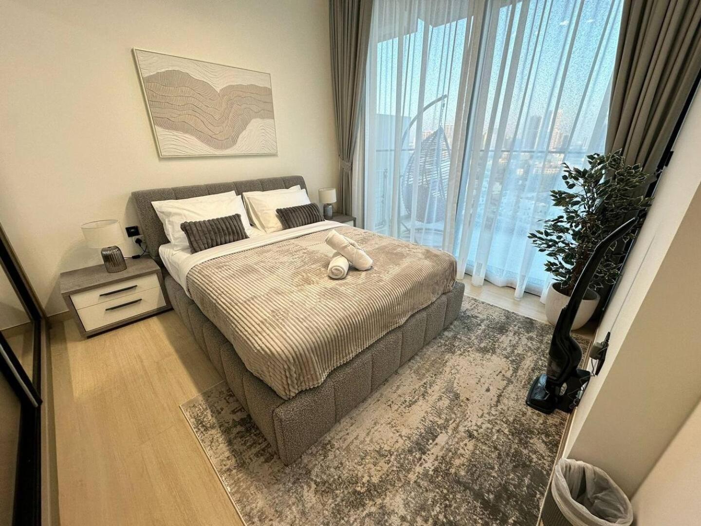 Brand New Premium 1br With Pool View In Jvc Apartment