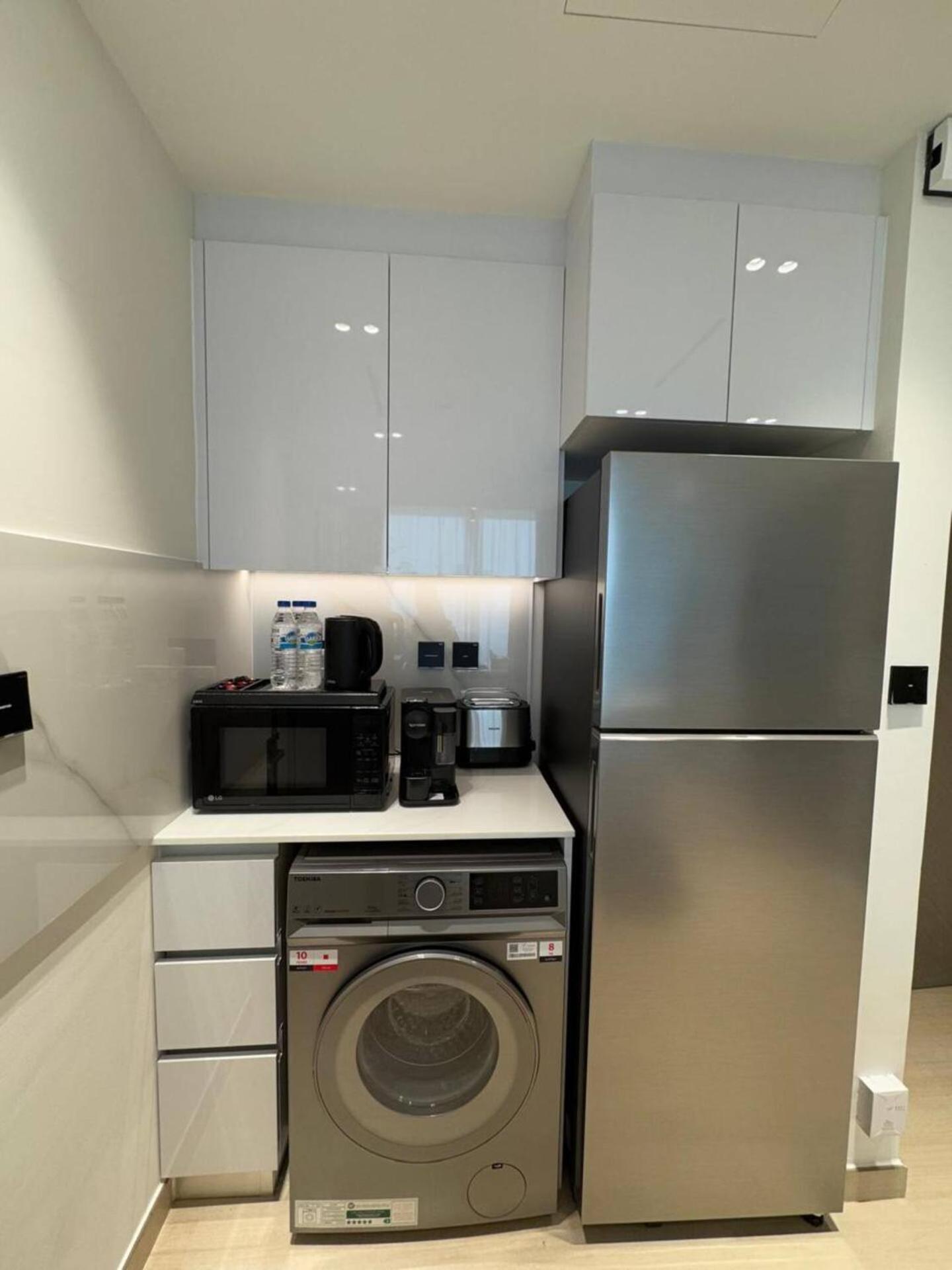 Brand New Premium 1br With Pool View In Jvc Dubai