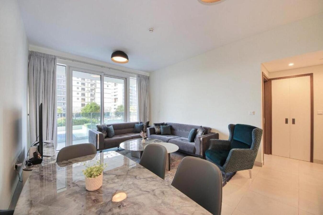 Brown Stone - Frame Apartment Dubai