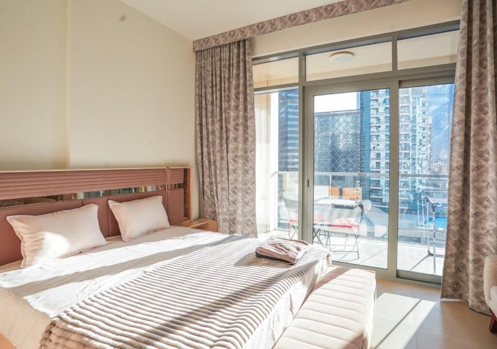 Dreamshoma-1b Spacious Apartment *