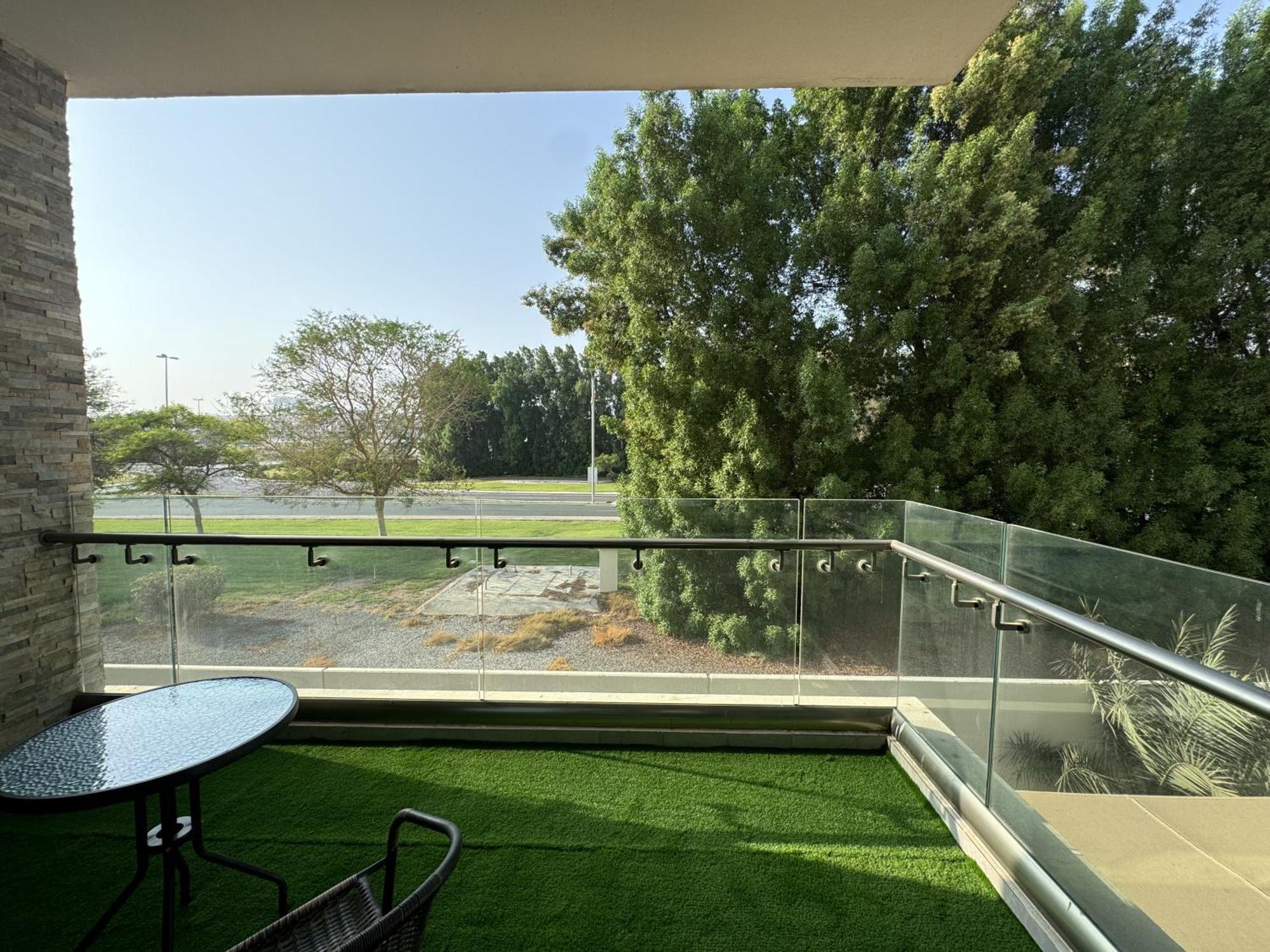 Apartment In Meydan