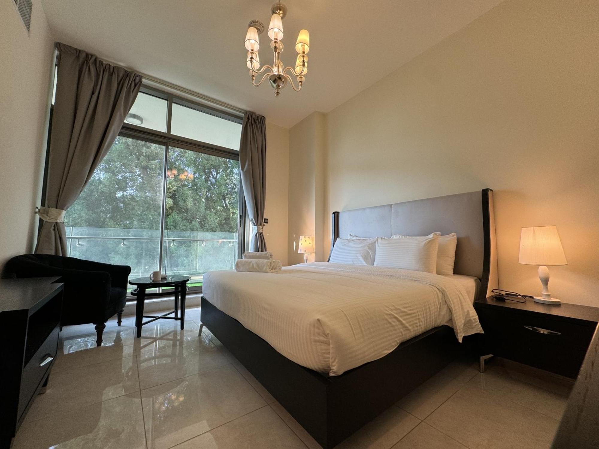 In Meydan Apartment