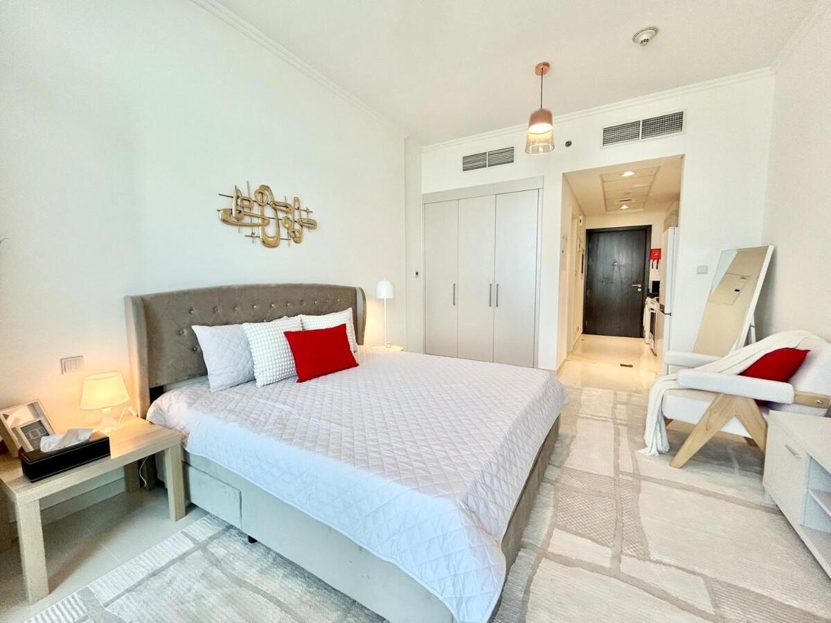 Apartment Homes 2 Retreat - Cozy With Balcony & Desert Views In Damac Hills 1 *