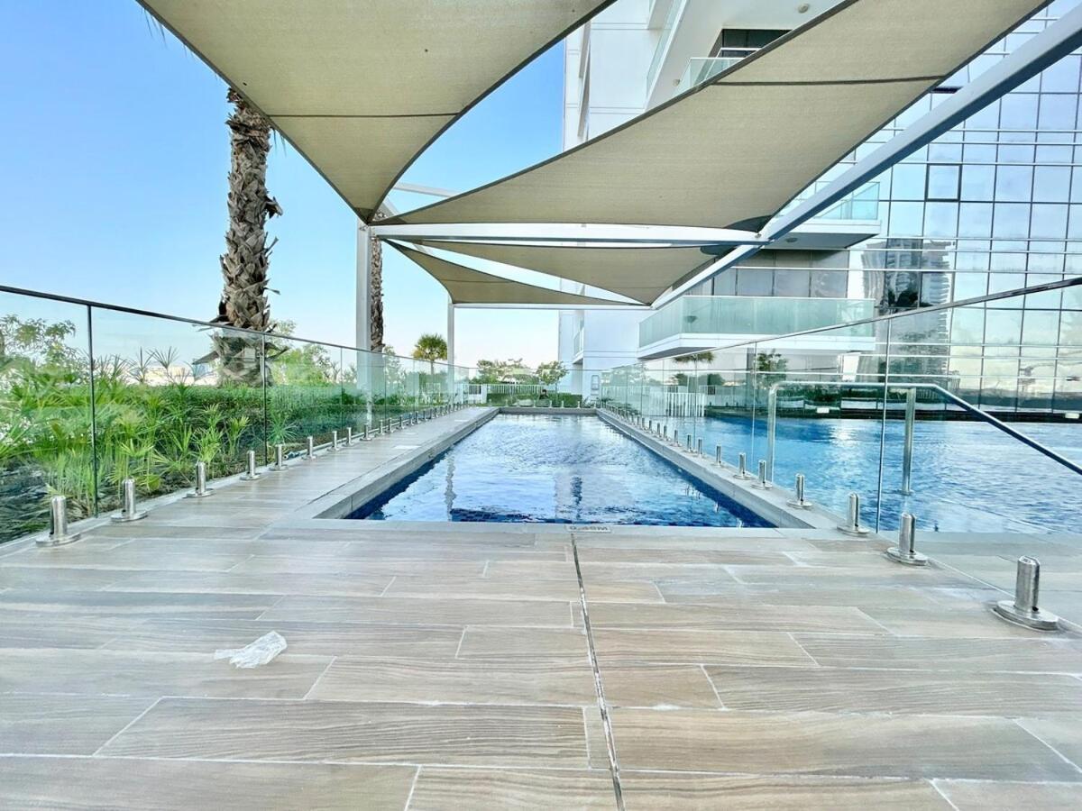 Homes 2 Retreat - Cozy With Balcony & Desert Views In Damac Hills 1 *