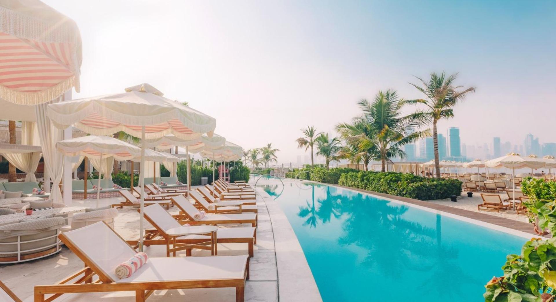 Nh Collection The Palm Hotel