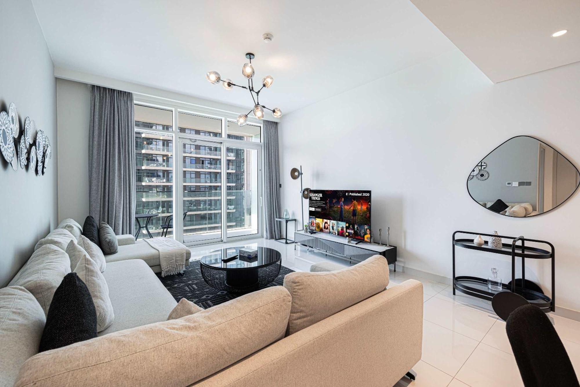 Seaside Serenity 1bd Beachfront Dubai