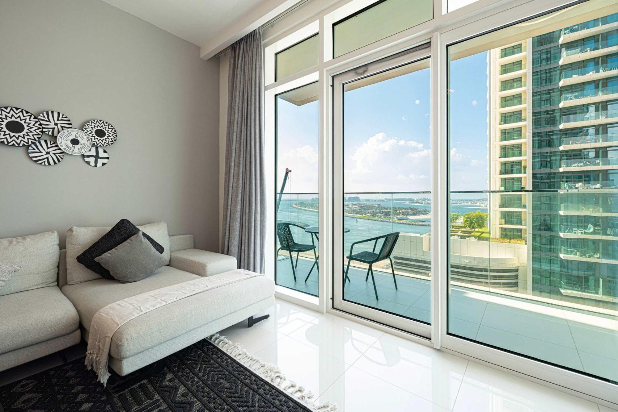 Seaside Serenity 1bd Beachfront