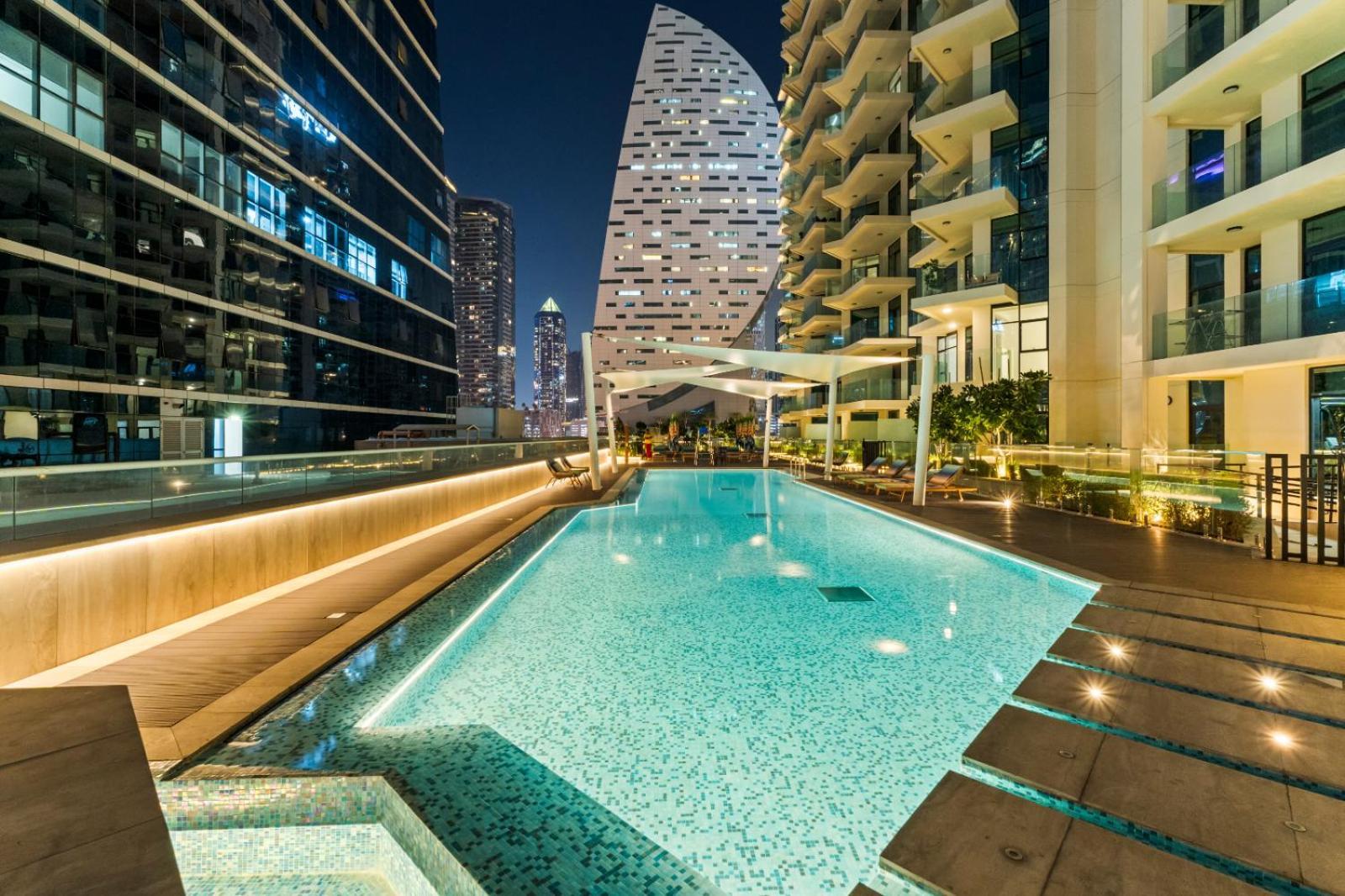 Apartment New 1 Bhk 5 Mins To Mall And Burj Khalifa *