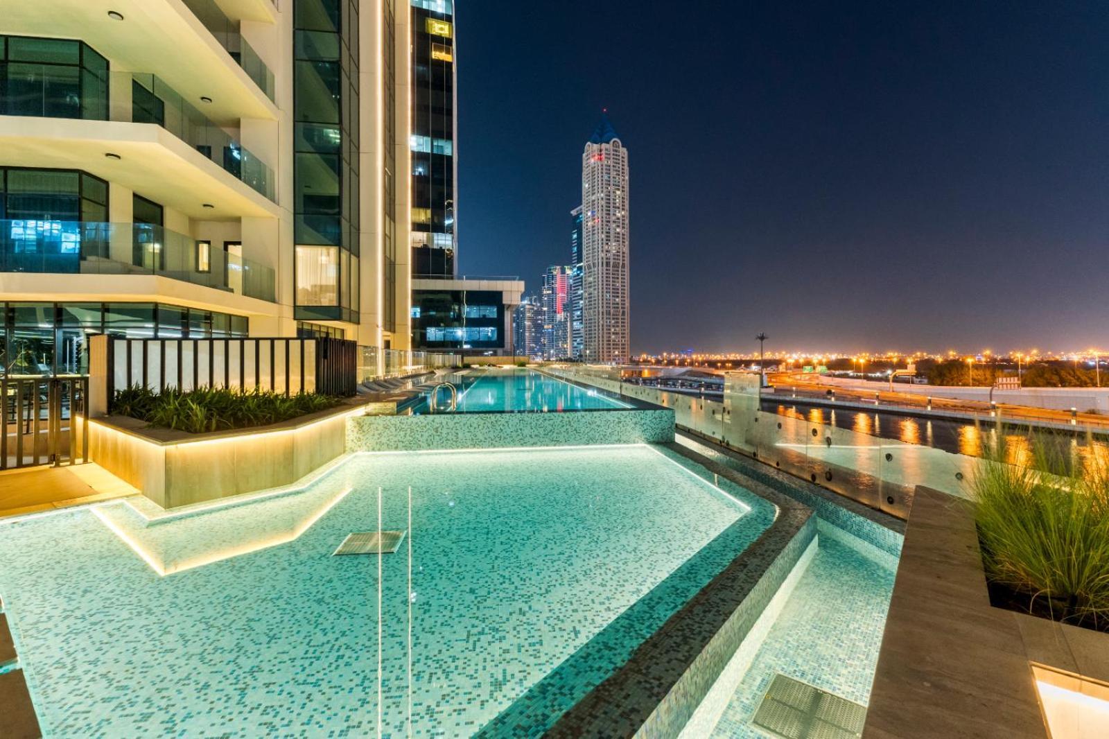 New 1 Bhk 5 Mins To Mall And Burj Khalifa Dubai