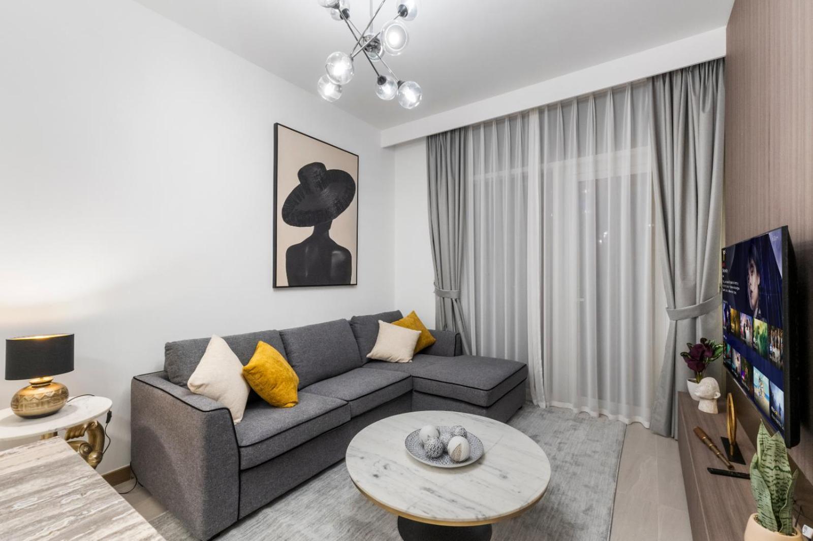 Apartment New 1 Bhk 5 Mins To Mall And Burj Khalifa *