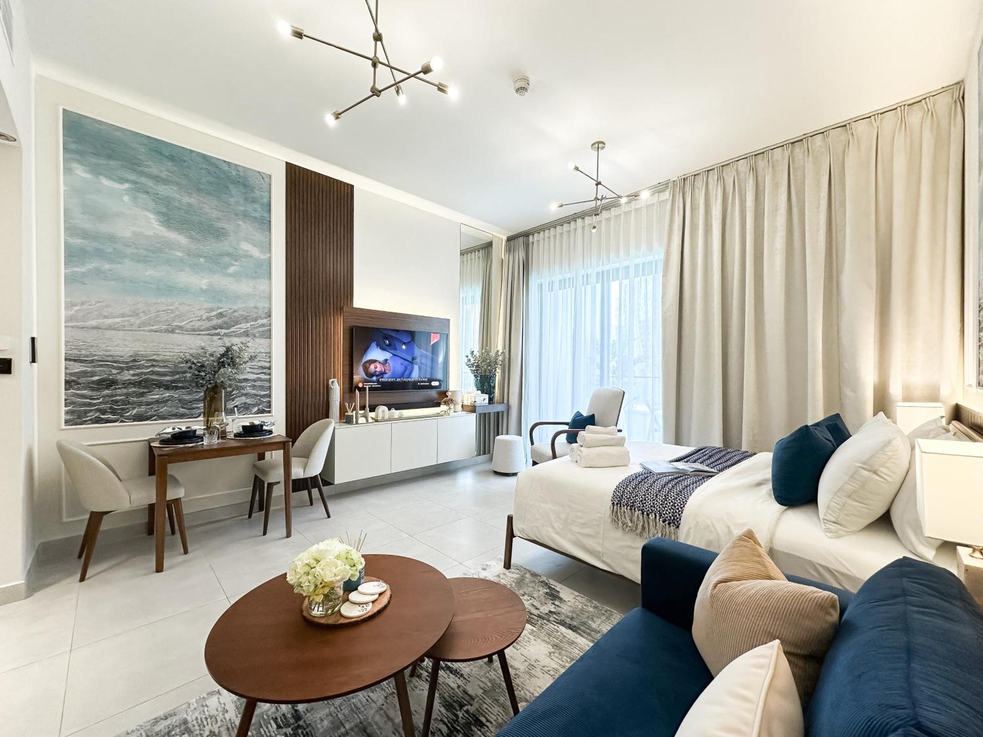 Apartment Trophy - Santorini Burjkhalifa & Canal Views Sofa Bed Dubai