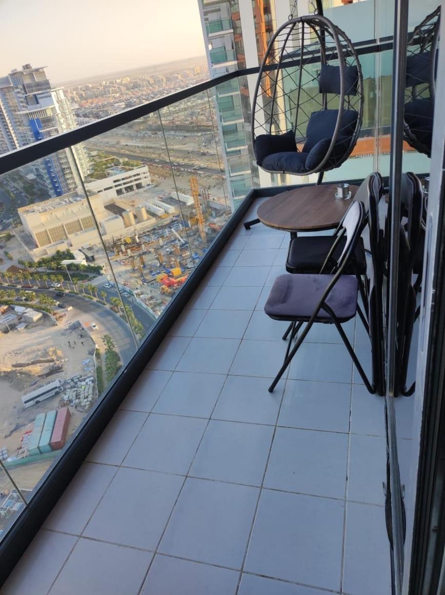 Apartment Cozy Golf & View 1br Apartment,damac Hills 1 *