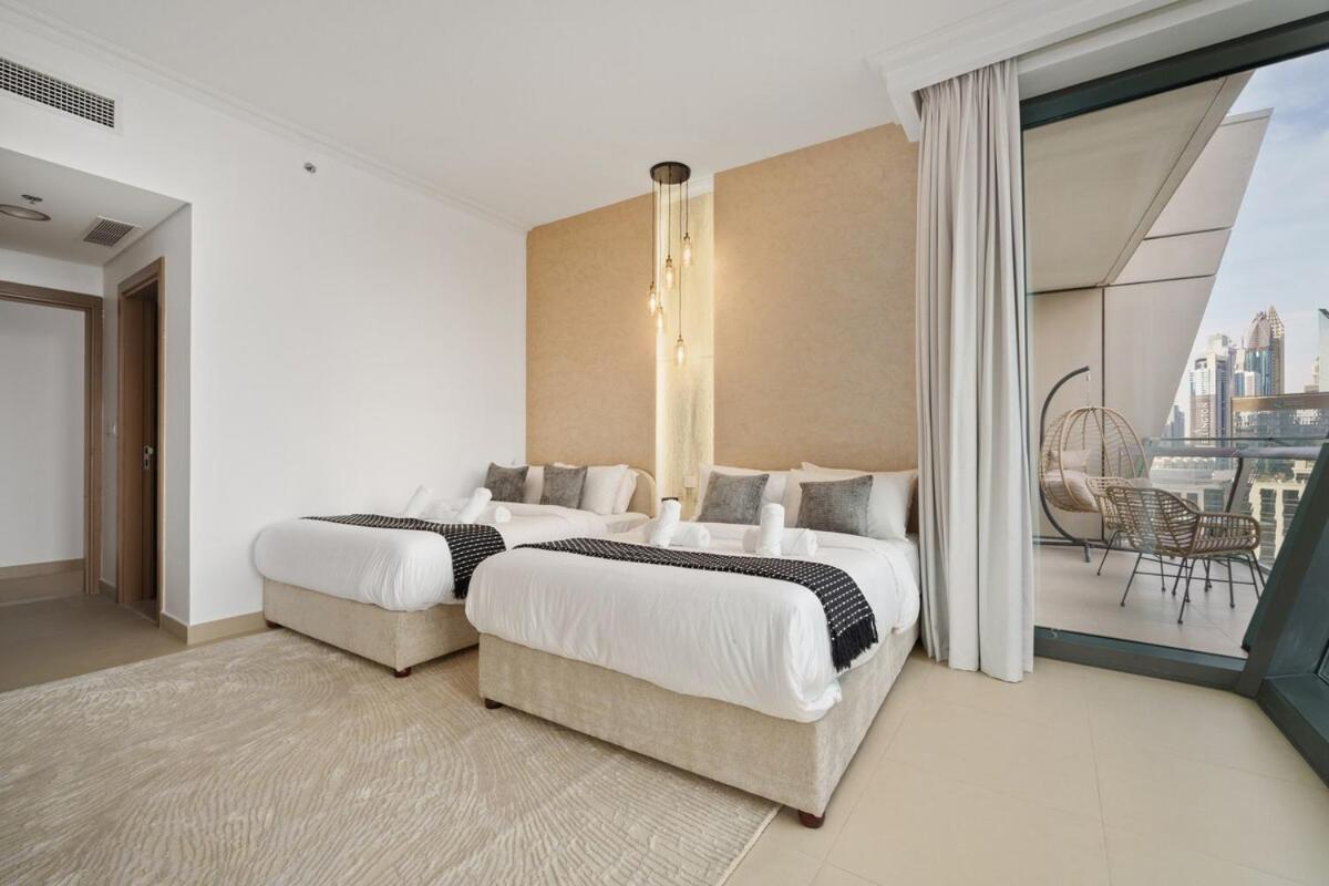 Apartment New Stunning 2br With Burj Khalifa View & Mall Tunnel Access *