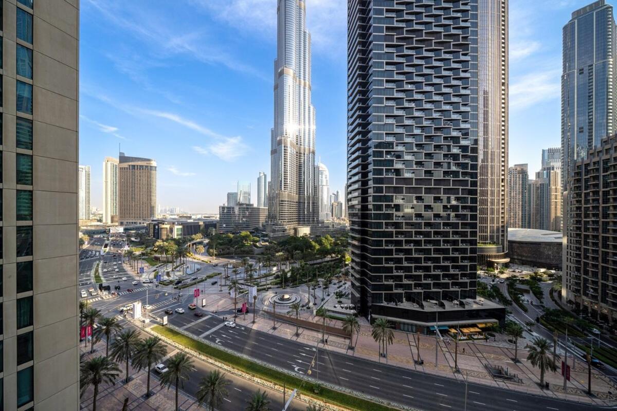 New Stunning 2br With Burj Khalifa View & Mall Tunnel Access Apartment Dubai