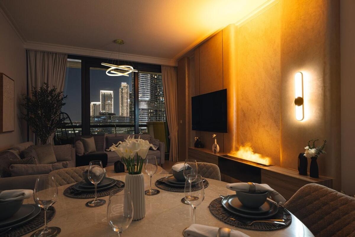 Apartment New Stunning 2br With Burj Khalifa View & Mall Tunnel Access