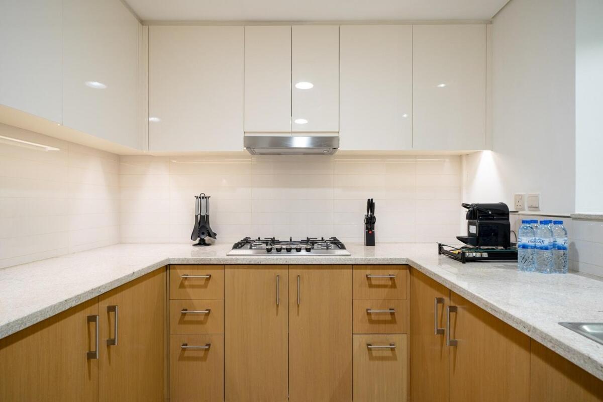 New Stunning 2br With Burj Khalifa View & Mall Tunnel Access *