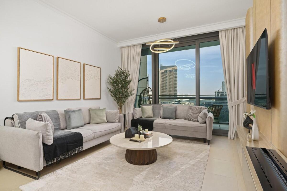 New Stunning 2br With Burj Khalifa View & Mall Tunnel Access Dubai