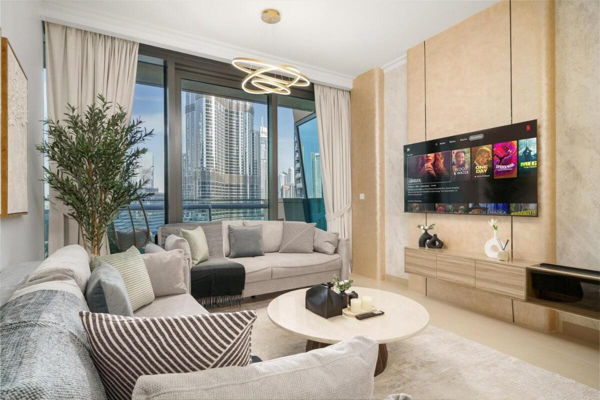 New Stunning 2br With Burj Khalifa View & Mall Tunnel Access Dubai
