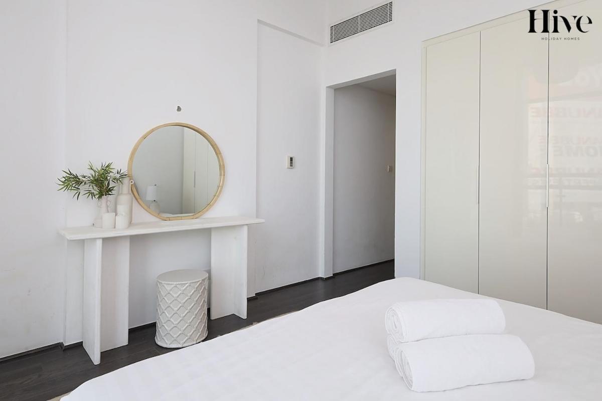 Apartment 2 Bedroom Al Suffouh *