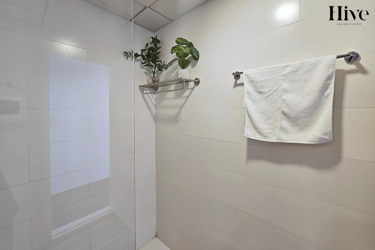 2 Bedroom Al Suffouh * Dubai