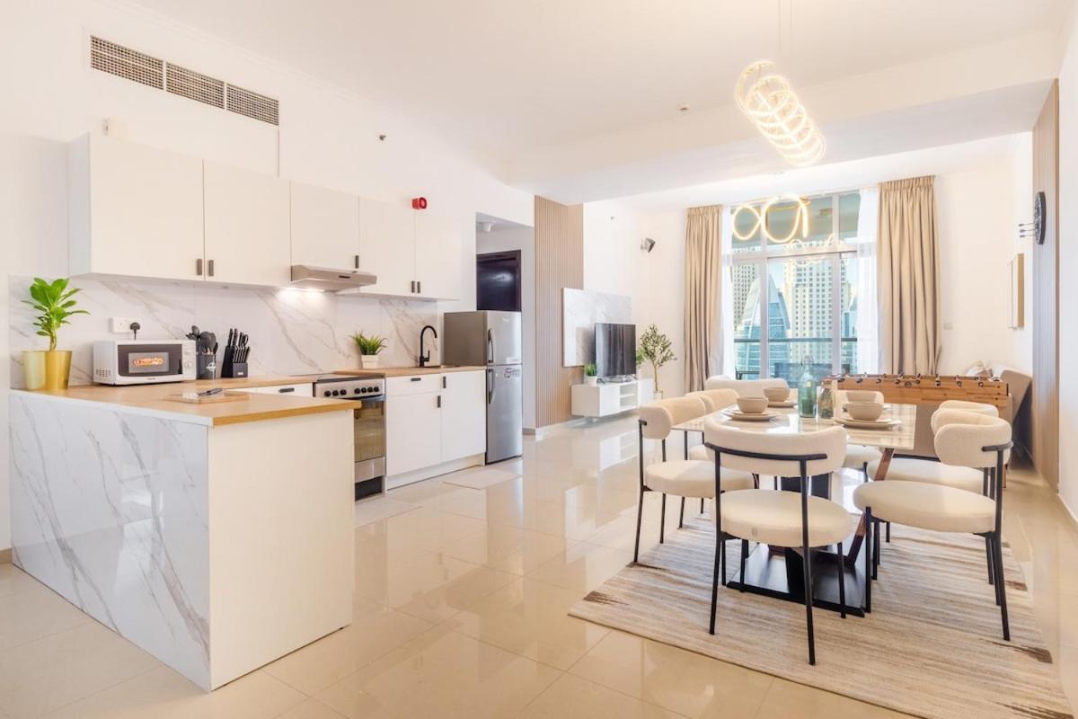 Luxury With Full Marina View Near * Dubai